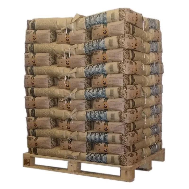 65 Säcke Holzpellets Badger – Palette mit 65 Säcken à 15 kg